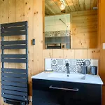 شاليه Le Brusyna Avec Jacuzzi *