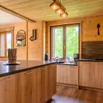 Le Brusyna Avec Jacuzzi *