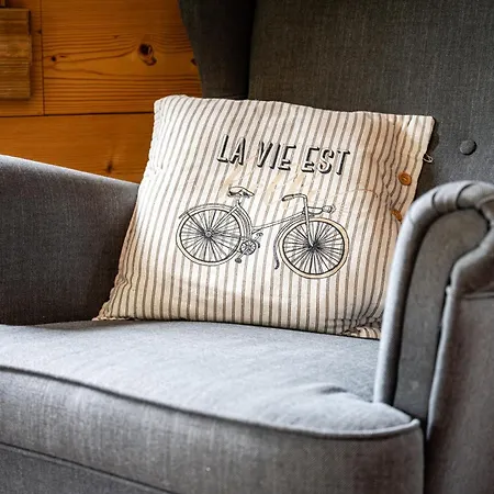 Le Brusyna Avec Jacuzzi *