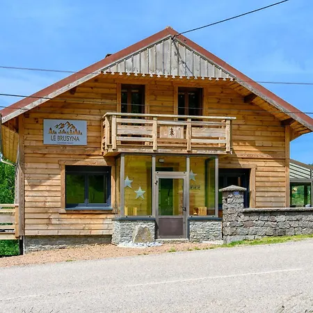 Chalet Le Brusyna Avec Jacuzzi