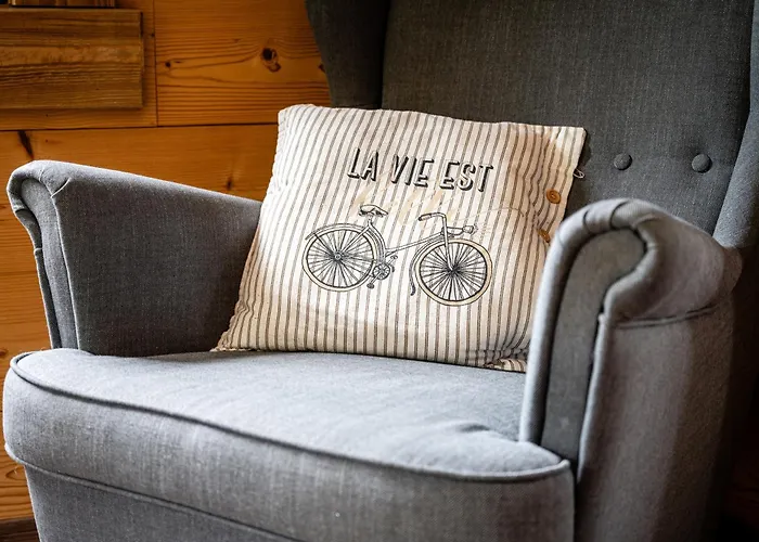 Le Brusyna Avec Jacuzzi *