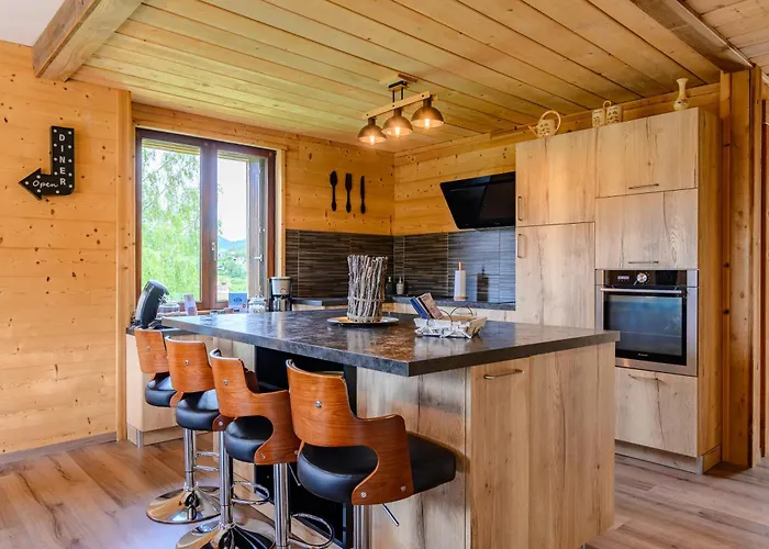 Le Brusyna Avec Jacuzzi 샬레 생 모리스 쉬르 모젤